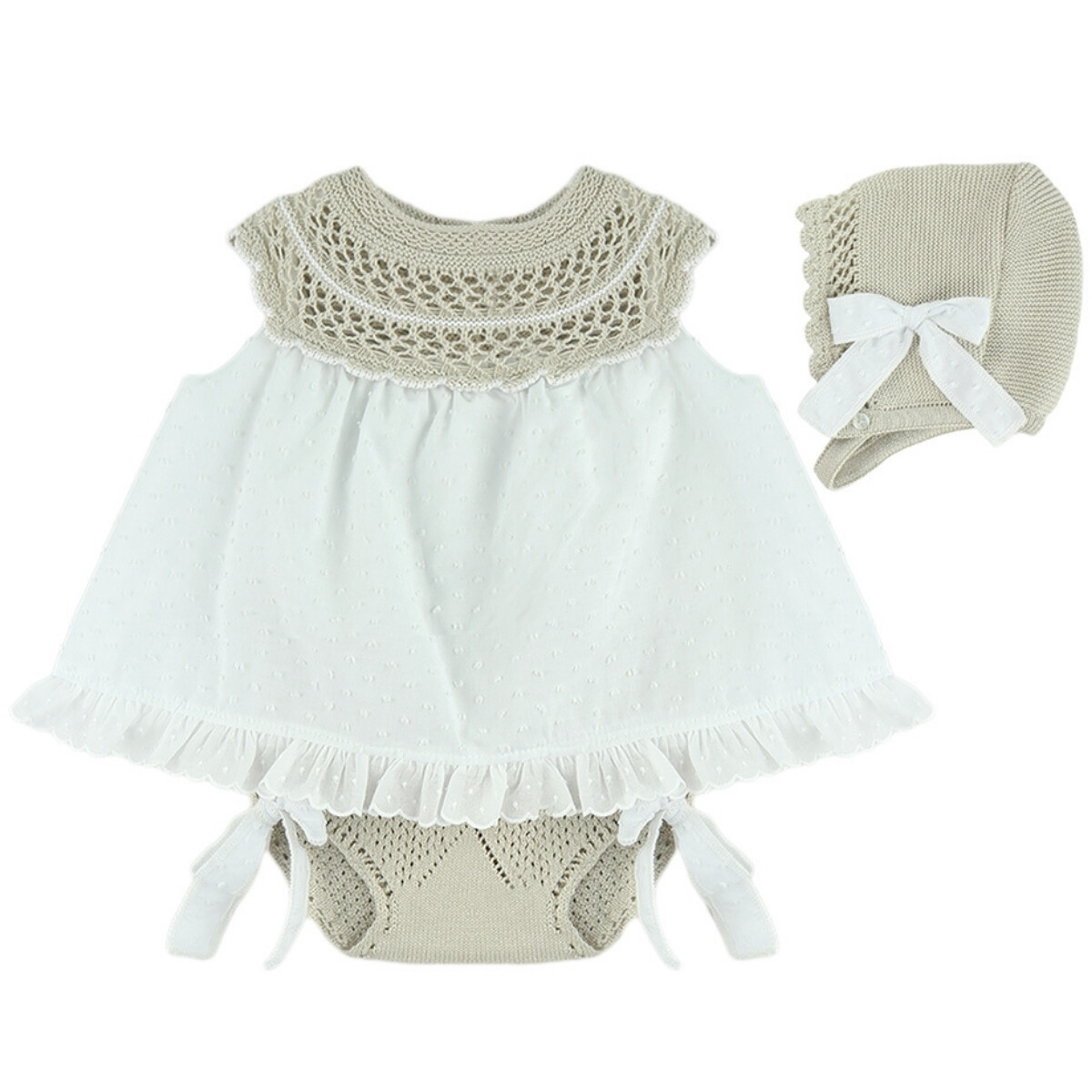 CONJUNTO VESTIDO Y CUBREPAÑAL EN PUNTO CON CAPOTA JUNO