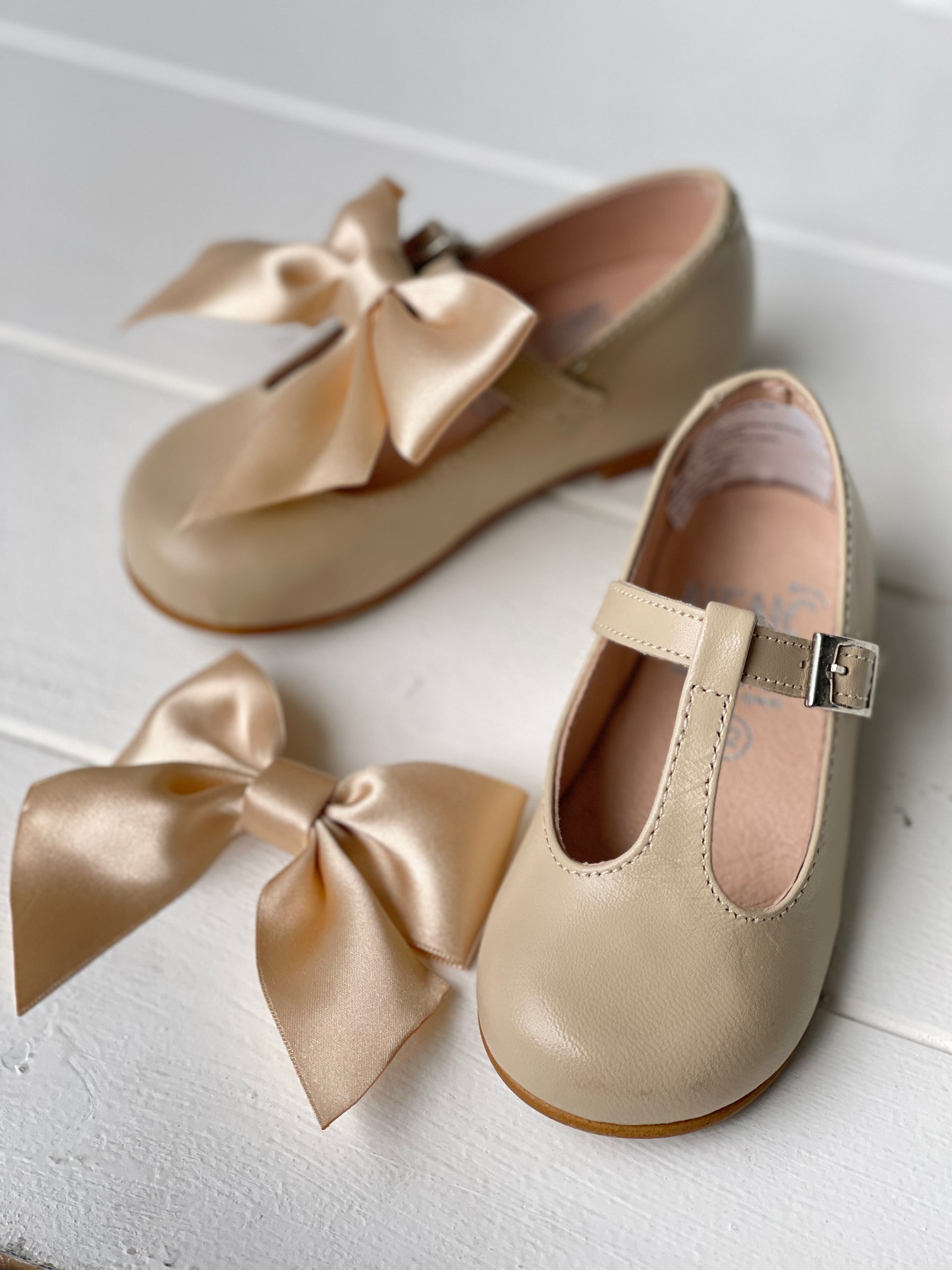 MERCEDITAS NENS HEBILLA LAZO