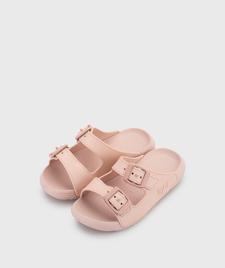 SANDALIAS KAI MAQUILLAJE