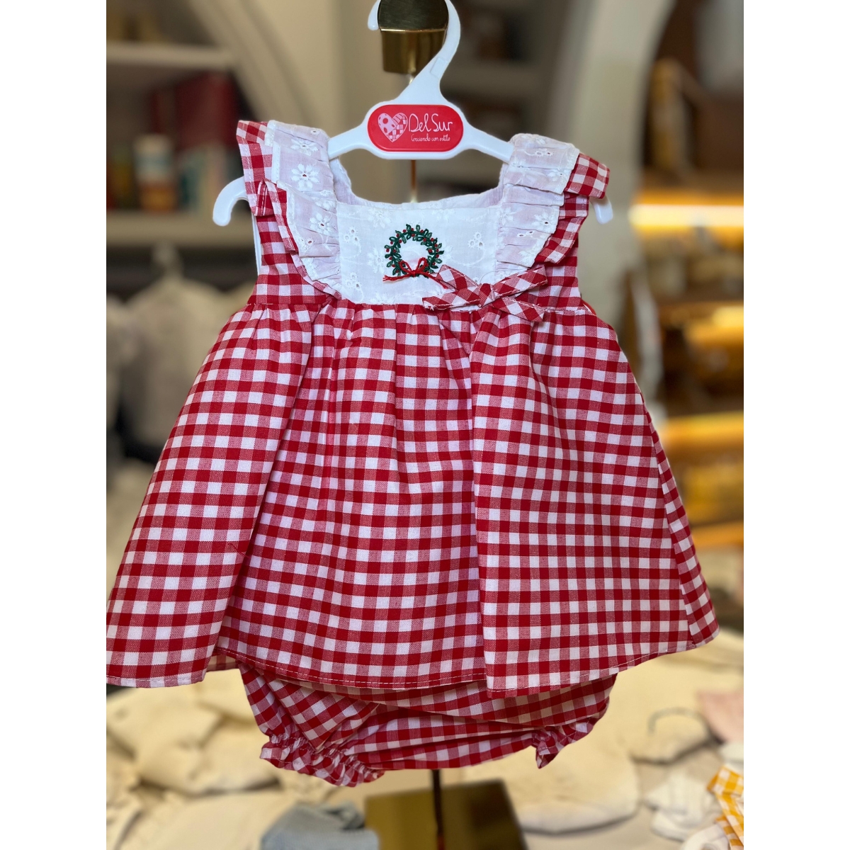 JESUSIN BEBE ART.0073 "Familia CUBA" ROJO BORDADO NAVIDAD