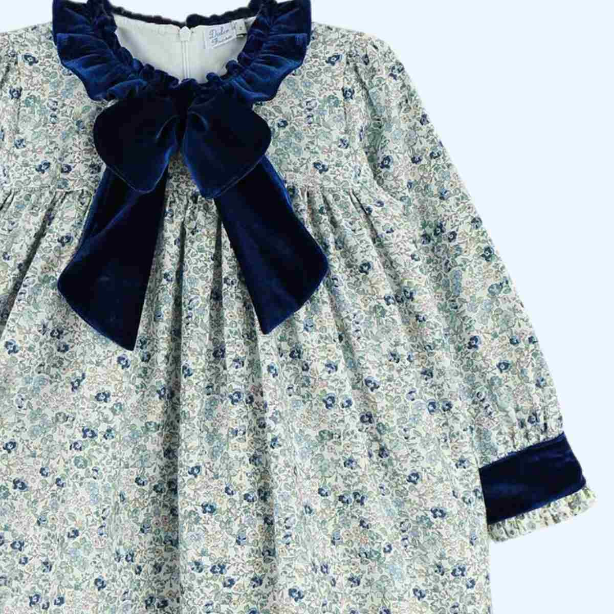 VESTIDO FLORES TERCIOPELO