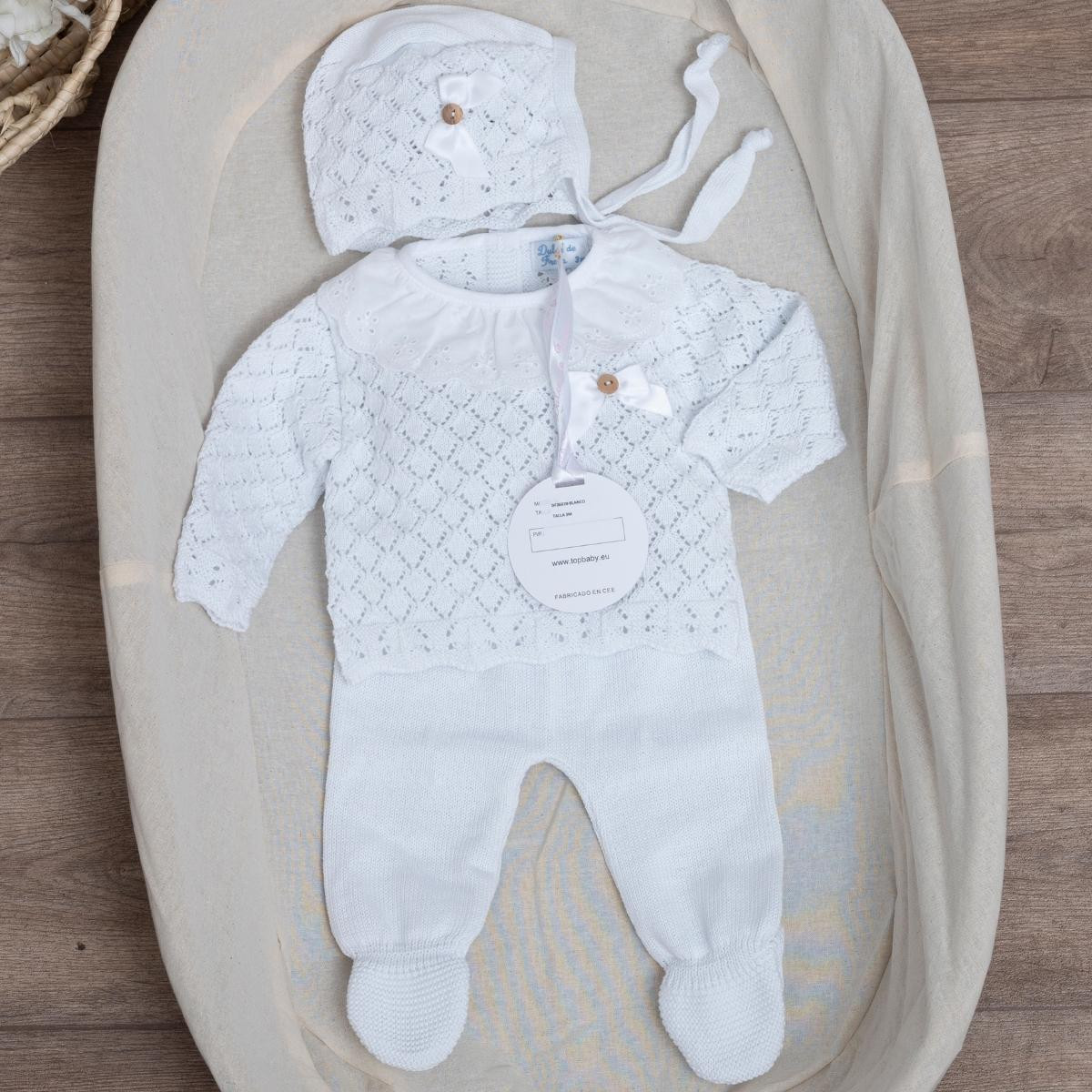 Conjunto blanco de polaina con capucha
