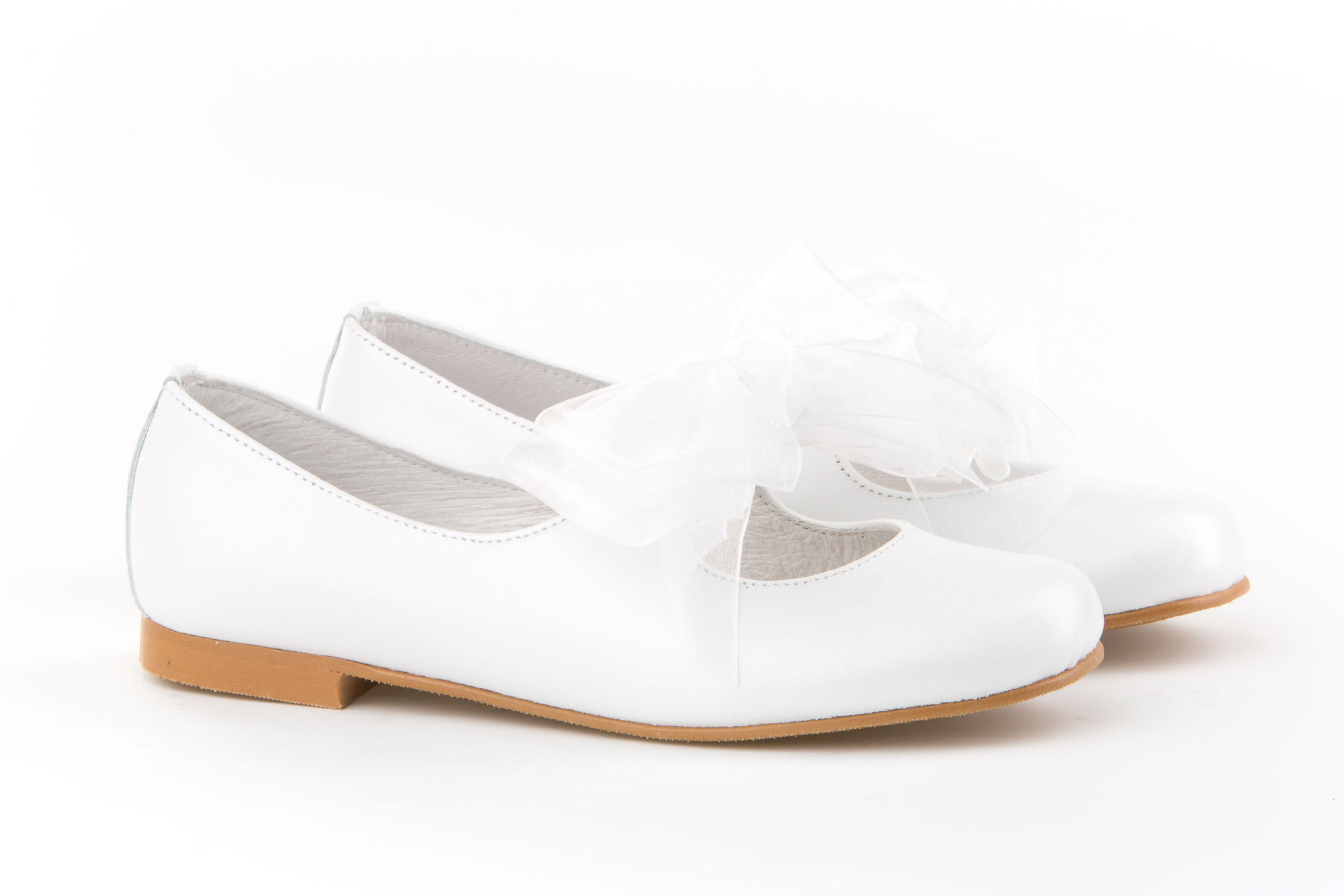 ZAPATO COMUNION NIÑA PIEL FLOR BLANCO