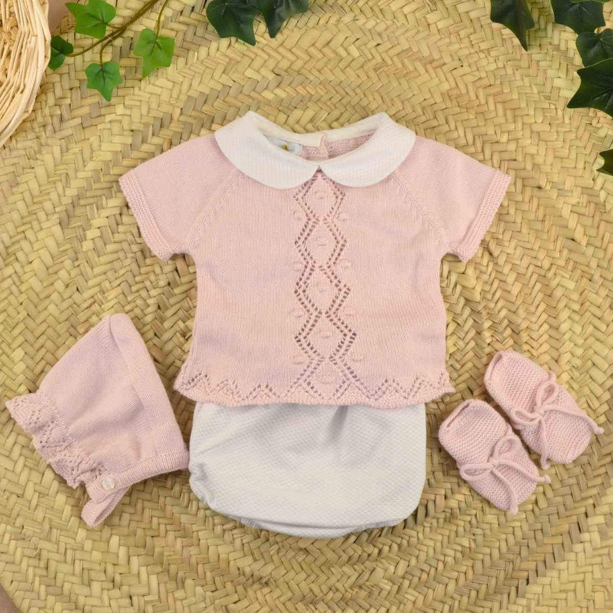 CONJUNTO PUNTO CON CUBREPAÑAL, CAPOTA Y PATUCOS HEBE ROSA