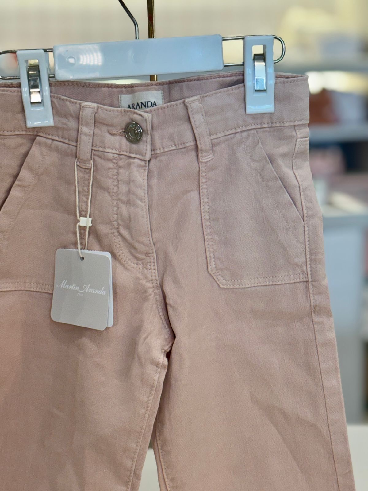 PANTALÓN LARGO BOLSILLOS NIÑA ALBERTA ROSA EMPOLVADO