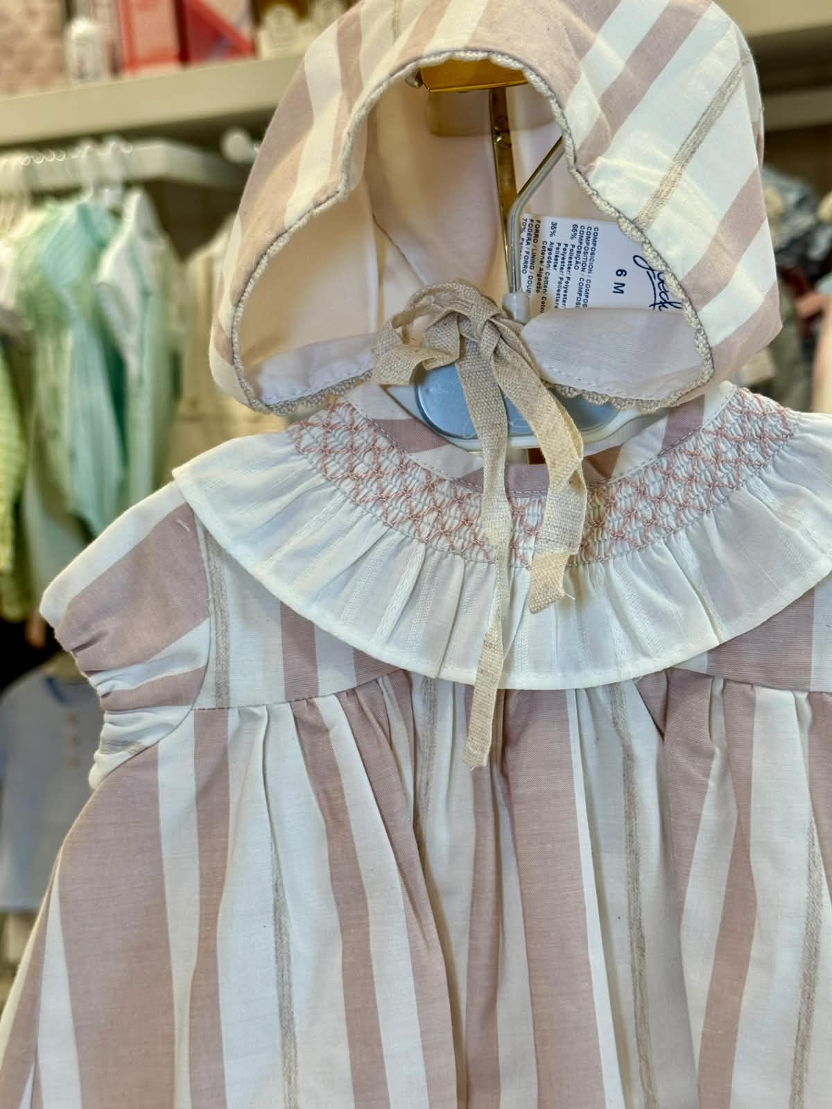 Jesusito Porcelana Rosa empolvado