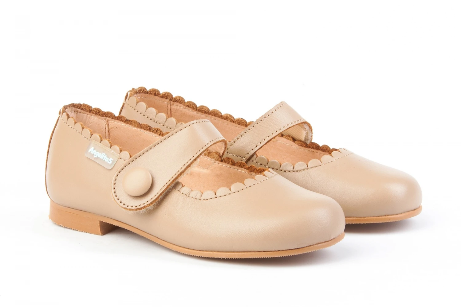 MERCEDITAS CON BOTON CAMEL