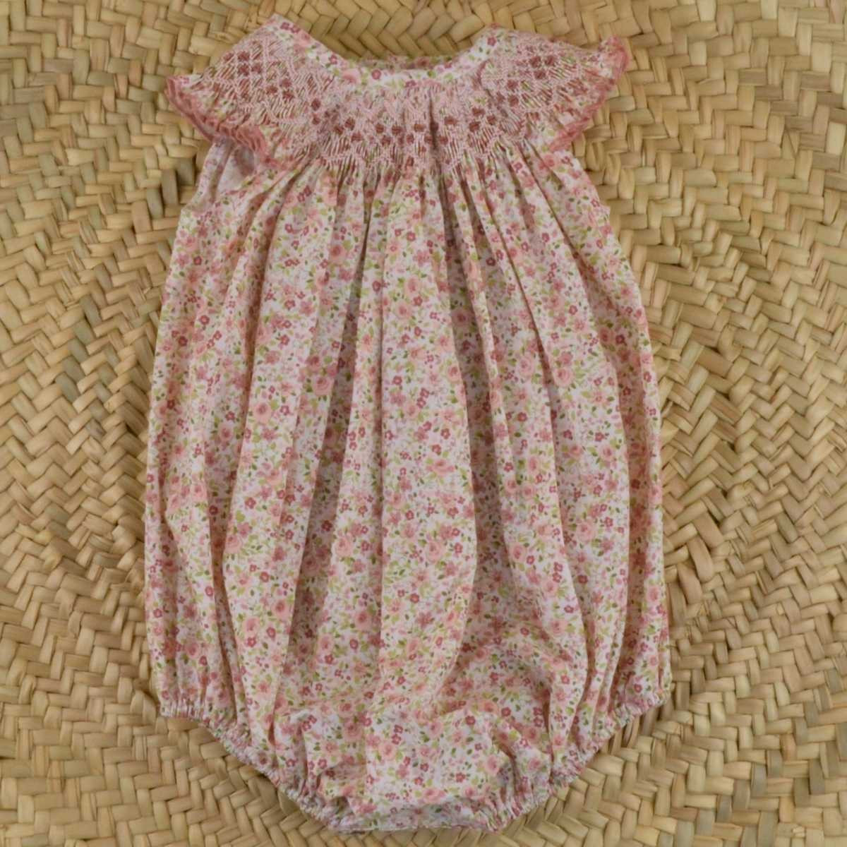 PELELE ROSA NIDO DE ABEJA