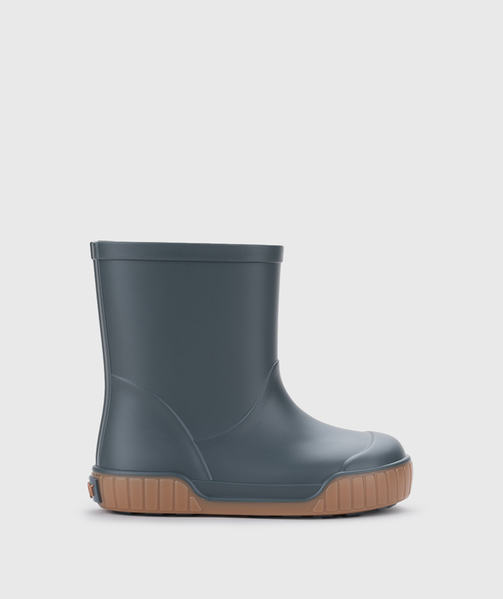 BOTA PAU GRIS PETROLEO