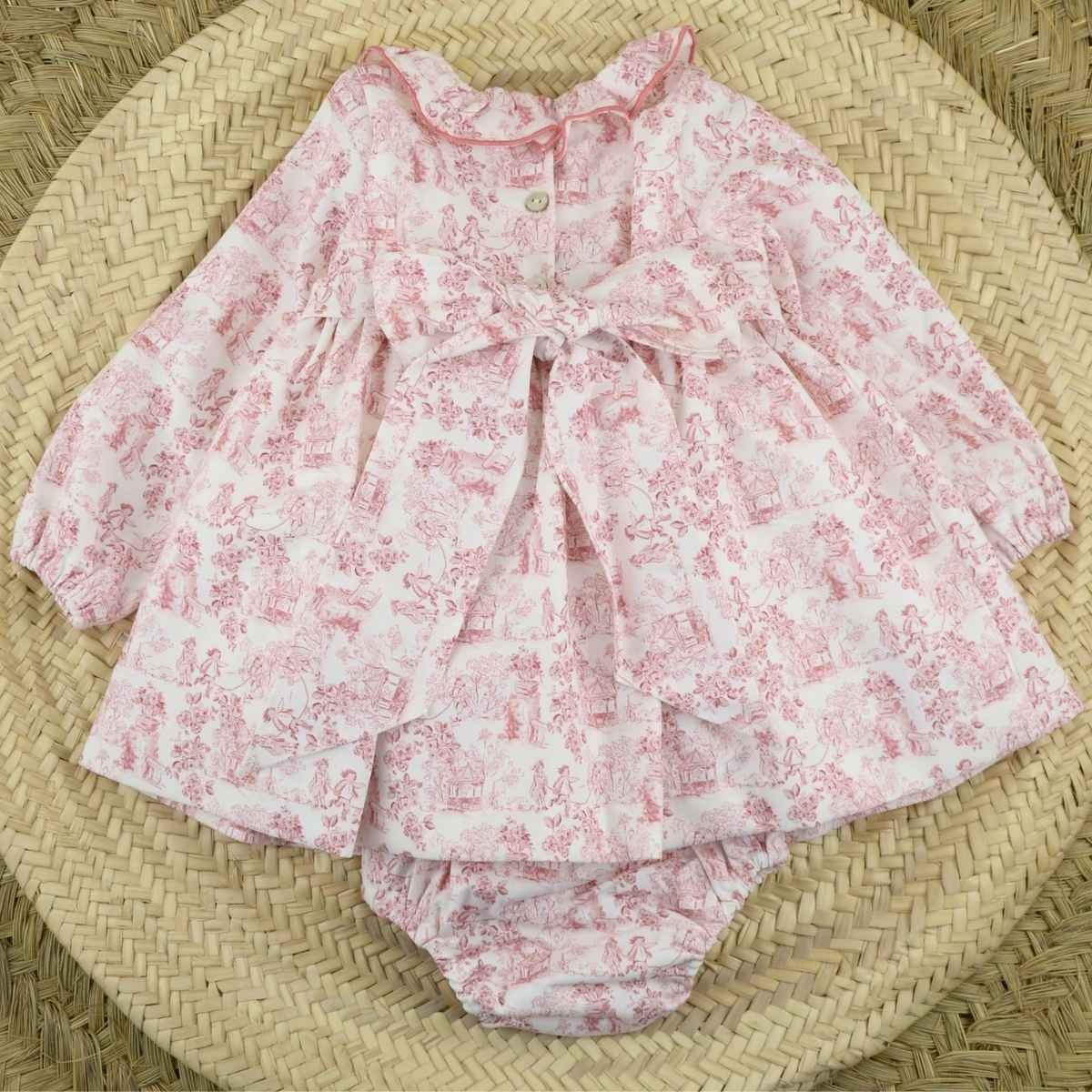 JESUSITO ROSA NIDO DE ABEJA PORCELANA ROSA